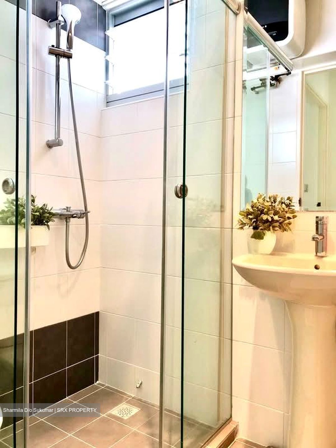 Blk 18B Buona Vista Court (Queenstown), HDB 3 Rooms #589158171